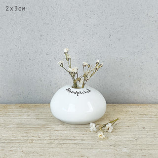 Sml porcelain vase-Handpicked
