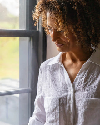 CHALK - Zoe Shirt | White 
S/M