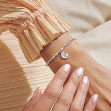 Load image into Gallery viewer, Joma Mother&#39;s Day A Little &#39;Love You To The Moon &amp; Back Mum&#39; Bracelet

