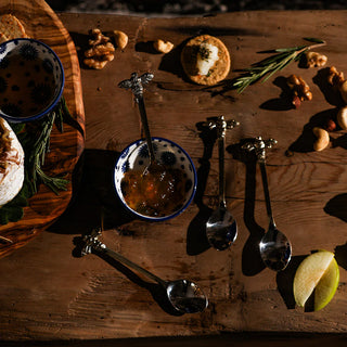 Selbrae House - 4 Spoons  - Gold Bee