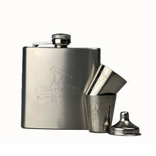 Load image into Gallery viewer, Selbrae House - Hip Flask &amp; Cup Set - Golf
