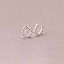 Load image into Gallery viewer, THE LUCKY STALLION Horseshoe Earring
