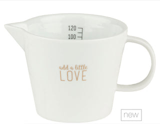 Measuring cup